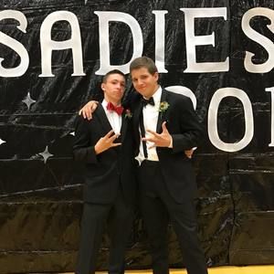 Meet your Posher, Brett